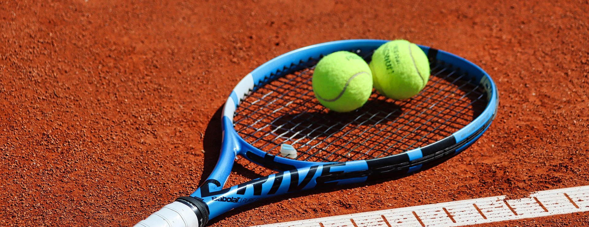 Tennisausrüstung -Tennisausrüstung tennis 7137976 1920
